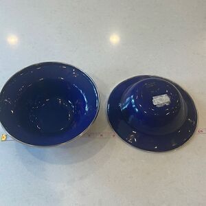 The golden Rabbit II enamel 2 bowls, excellent condition. Vintage.